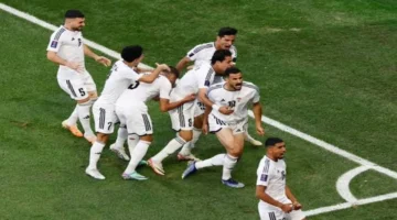 ماتتفوتش! اعرف كل القنوات المفتوحة اللي هتنقل مباراة العراق والبحرين في كأس العرب 2025 مباشر وبجودة عالية